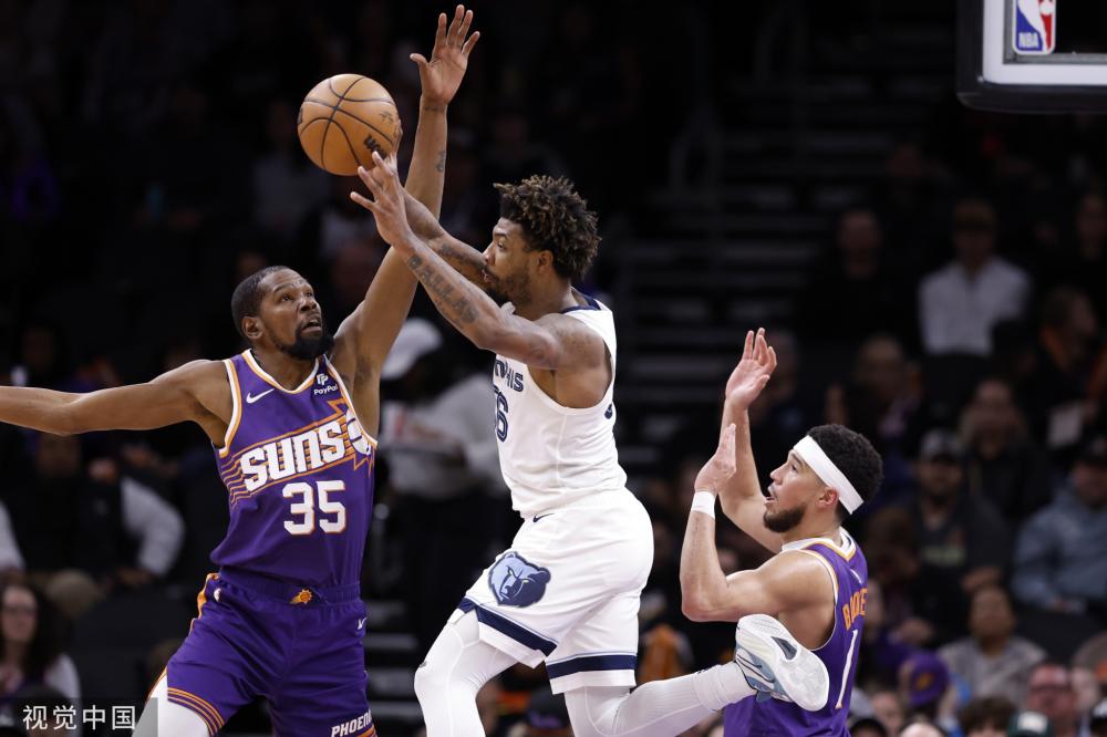 转会市场上 转会市场上