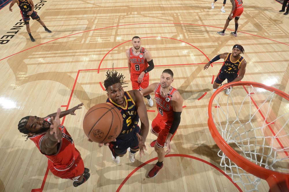 谢智杰的传球艺术：精准与智慧的结合（谢智杰的传球之道：精确与智谋的交织）